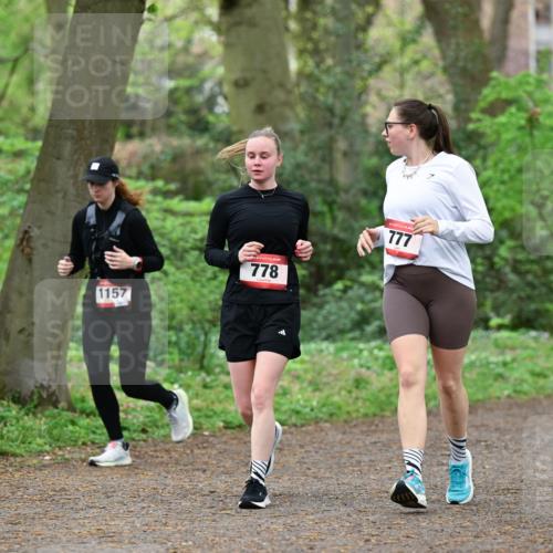 19.04.2026 - Hammer Lauf Dr. Thomas Lammeyer http://msf.ph/oto/9536154 19.04.2026 10:21:40 Laufen 1157, 778, 777 meine-sportfotos.de
