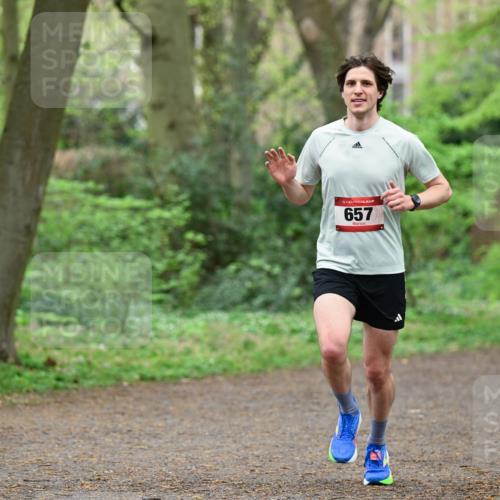 19.04.2026 - Hammer Lauf Dr. Thomas Lammeyer http://msf.ph/oto/9536313 19.04.2026 10:22:38 Laufen 657 meine-sportfotos.de