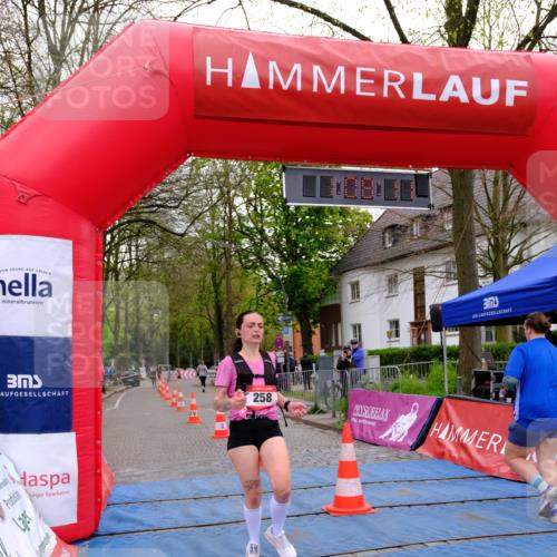 19.04.2026 - Hammer Lauf Tim E. http://msf.ph/oto/9536318 19.04.2026 10:53:19 Ziel 229, 230, 258, 289, 425, 1063 meine-sportfotos.de