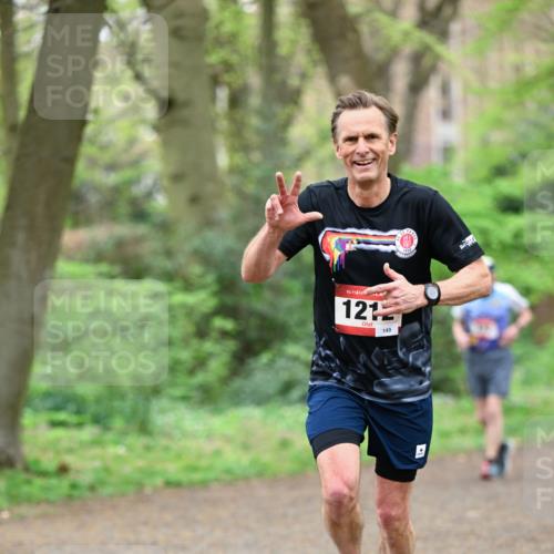 19.04.2026 - Hammer Lauf Dr. Thomas Lammeyer http://msf.ph/oto/9536423 19.04.2026 10:24:01 Laufen 121, 149 meine-sportfotos.de