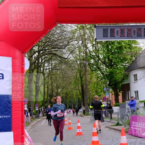 19.04.2026 - Hammer Lauf Tim E. http://msf.ph/oto/9536482 19.04.2026 10:54:55 Ziel 113, 210, 271, 272, 310 meine-sportfotos.de