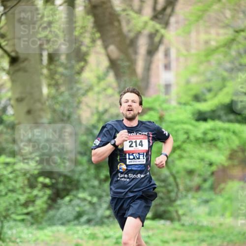 19.04.2026 - Hammer Lauf Dr. Thomas Lammeyer http://msf.ph/oto/9536520 19.04.2026 10:24:46 Laufen 214 meine-sportfotos.de