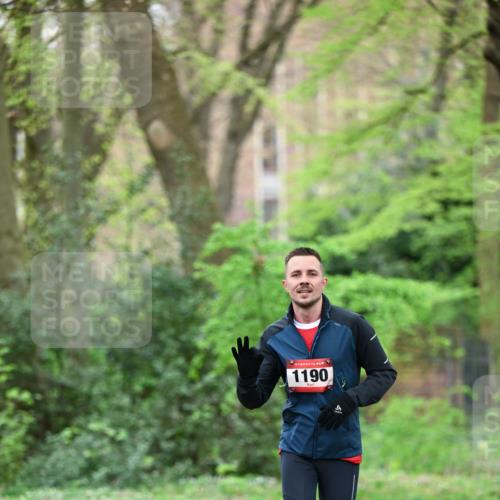 19.04.2026 - Hammer Lauf Dr. Thomas Lammeyer http://msf.ph/oto/9536528 19.04.2026 10:24:50 Laufen 1190 meine-sportfotos.de