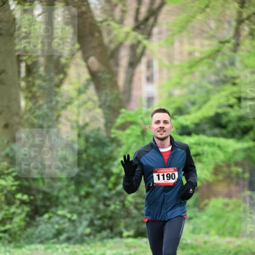 19.04.2026 - Hammer Lauf Dr. Thomas Lammeyer http://msf.ph/oto/9536529 19.04.2026 10:24:50 Laufen 1190 meine-sportfotos.de