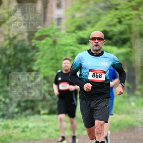 19.04.2026 - Hammer Lauf Dr. Thomas Lammeyer http://msf.ph/oto/9536624 19.04.2026 10:25:18 Laufen 858 meine-sportfotos.de