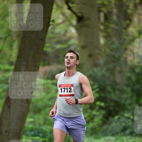 19.04.2026 - Hammer Lauf Dr. Thomas Lammeyer http://msf.ph/oto/9536684 19.04.2026 10:25:48 Laufen 1712 meine-sportfotos.de
