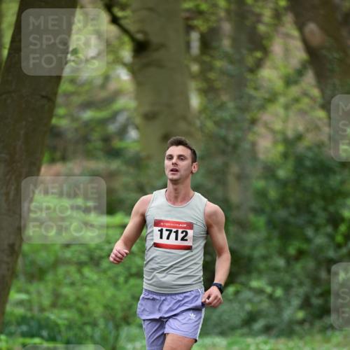 19.04.2026 - Hammer Lauf Dr. Thomas Lammeyer http://msf.ph/oto/9536687 19.04.2026 10:25:48 Laufen 1712 meine-sportfotos.de