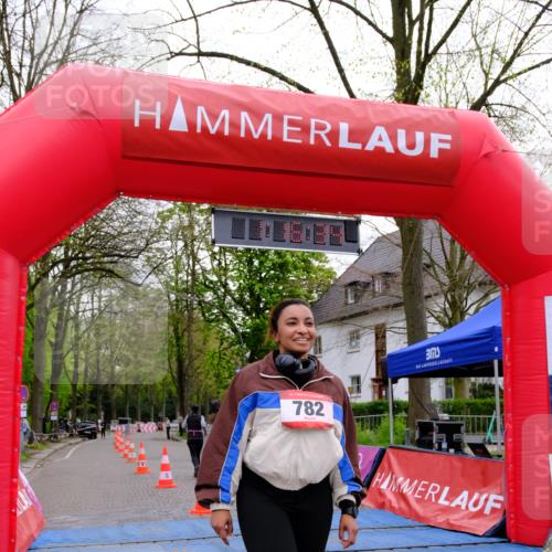 19.04.2026 - Hammer Lauf Tim E. http://msf.ph/oto/9537161 19.04.2026 11:01:42 Ziel 774, 782 meine-sportfotos.de