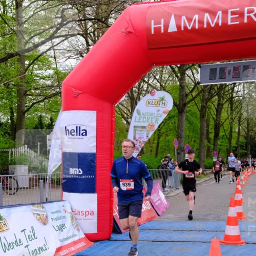 19.04.2026 - Hammer Lauf Tim E. http://msf.ph/oto/9537566 19.04.2026 11:06:09 Ziel 24, 189, 297, 432, 939, 1147 meine-sportfotos.de