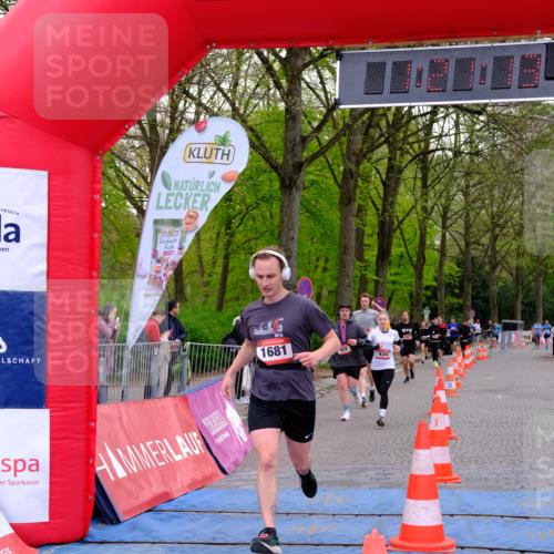 19.04.2026 - Hammer Lauf Tim E. http://msf.ph/oto/9537624 19.04.2026 11:06:21 Ziel 5, 151, 354, 511, 634, 929, 1681, 1884 meine-sportfotos.de