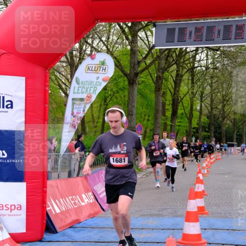 19.04.2026 - Hammer Lauf Tim E. http://msf.ph/oto/9537627 19.04.2026 11:06:22 Ziel 354, 511, 634, 920, 929, 1681, 1884 meine-sportfotos.de