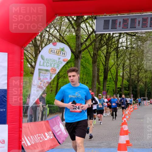 19.04.2026 - Hammer Lauf Tim E. http://msf.ph/oto/9537725 19.04.2026 11:06:41 Ziel 12, 112, 620, 624, 1103 meine-sportfotos.de