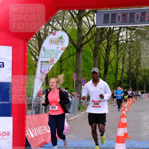 19.04.2026 - Hammer Lauf Tim E. http://msf.ph/oto/9537793 19.04.2026 11:06:55 Ziel 163, 450, 690, 830, 860 meine-sportfotos.de