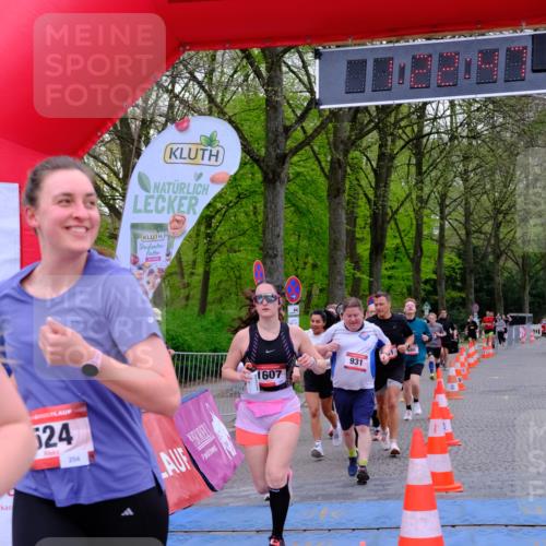 19.04.2026 - Hammer Lauf Tim E. http://msf.ph/oto/9537927 19.04.2026 11:07:56 Ziel 331, 333, 398, 406, 407, 433, 524, 525, 534, 537, 614, 646, 663, 673, 674, 680, 931, 951, 1269, 1607, 1907 meine-sportfotos.de