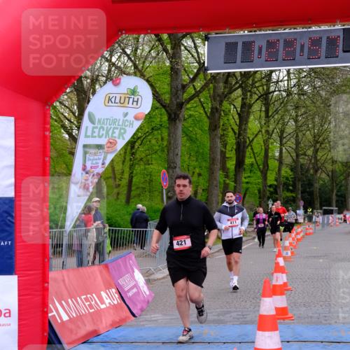 19.04.2026 - Hammer Lauf Tim E. http://msf.ph/oto/9537945 19.04.2026 11:08:06 Ziel 353, 411, 421, 537 meine-sportfotos.de