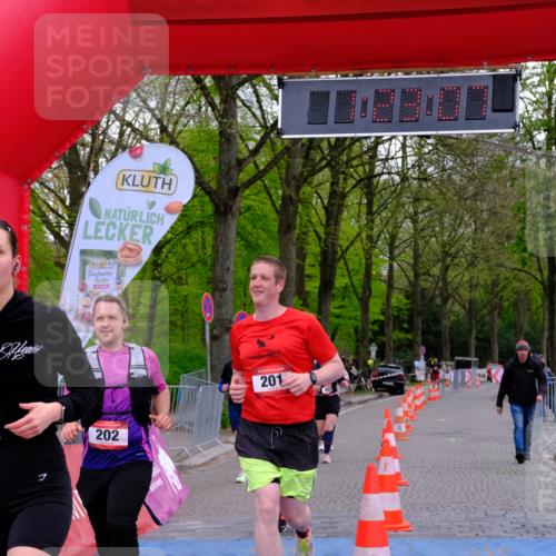19.04.2026 - Hammer Lauf Tim E. http://msf.ph/oto/9537988 19.04.2026 11:08:15 Ziel 202, 404, 499, 631, 1085 meine-sportfotos.de