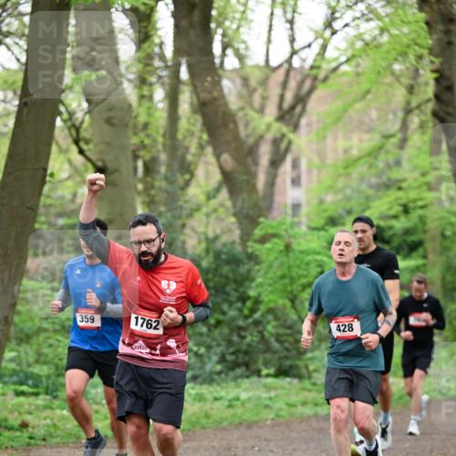 19.04.2026 - Hammer Lauf Dr. Thomas Lammeyer http://msf.ph/oto/9538114 19.04.2026 10:33:37 Laufen 428, 359, 1762 meine-sportfotos.de