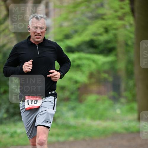 19.04.2026 - Hammer Lauf Dr. Thomas Lammeyer http://msf.ph/oto/9538173 19.04.2026 10:33:48 Laufen 110 meine-sportfotos.de