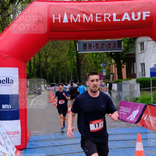 19.04.2026 - Hammer Lauf Tim E. http://msf.ph/oto/9538367 19.04.2026 11:25:48 Ziel 17, 117, 154, 157, 269, 354, 624 meine-sportfotos.de