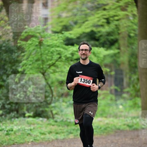 19.04.2026 - Hammer Lauf Dr. Thomas Lammeyer http://msf.ph/oto/9538399 19.04.2026 10:35:24 Laufen 1350 meine-sportfotos.de