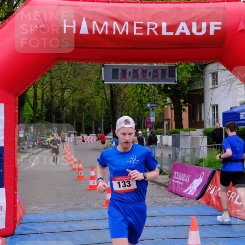 19.04.2026 - Hammer Lauf Tim E. http://msf.ph/oto/9538441 19.04.2026 11:26:40 Ziel 23, 133, 193, 604, 929, 1163 meine-sportfotos.de