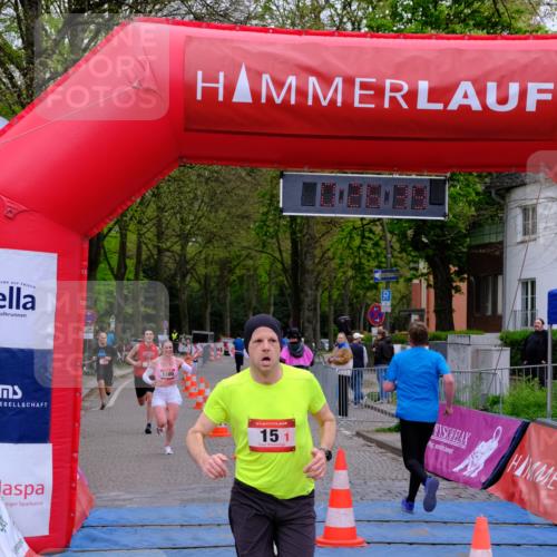 19.04.2026 - Hammer Lauf Tim E. http://msf.ph/oto/9538466 19.04.2026 11:26:48 Ziel 3, 13, 15, 23, 163, 174, 929, 1300 meine-sportfotos.de