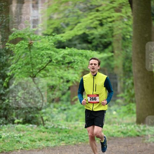 19.04.2026 - Hammer Lauf Dr. Thomas Lammeyer http://msf.ph/oto/9538634 19.04.2026 10:36:40 Laufen 266 meine-sportfotos.de