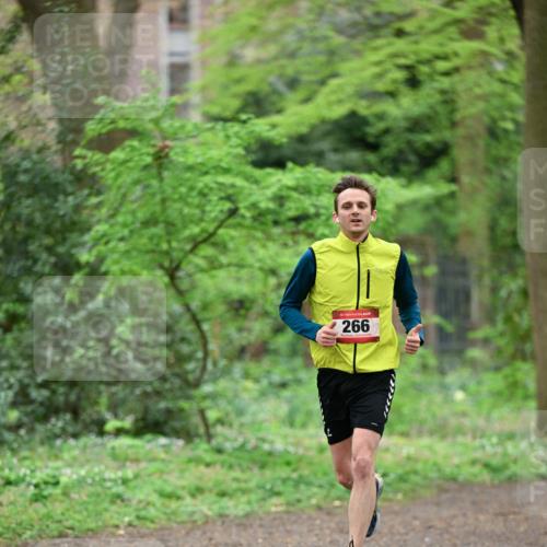 19.04.2026 - Hammer Lauf Dr. Thomas Lammeyer http://msf.ph/oto/9538640 19.04.2026 10:36:40 Laufen 266 meine-sportfotos.de
