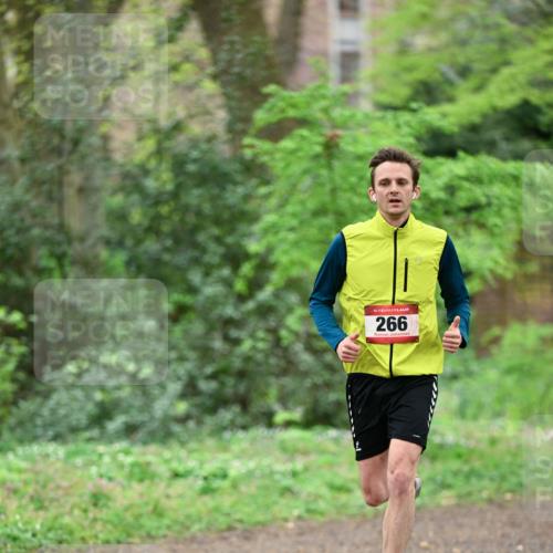 19.04.2026 - Hammer Lauf Dr. Thomas Lammeyer http://msf.ph/oto/9538648 19.04.2026 10:36:41 Laufen 266 meine-sportfotos.de