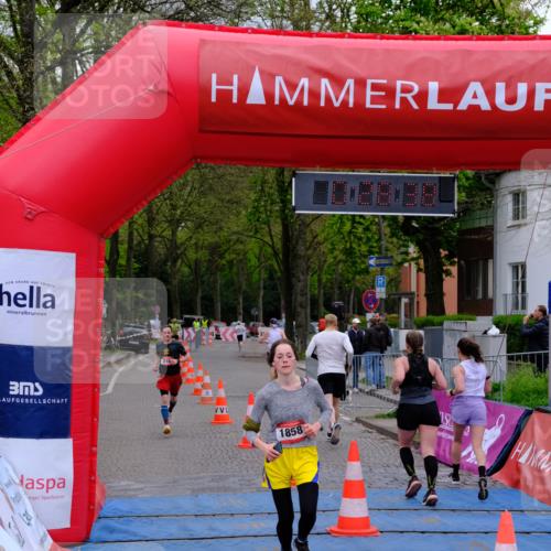 19.04.2026 - Hammer Lauf Tim E. http://msf.ph/oto/9538677 19.04.2026 11:28:46 Ziel 218, 412, 549, 987, 1096, 1858 meine-sportfotos.de