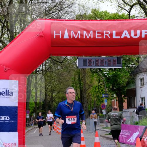 19.04.2026 - Hammer Lauf Tim E. http://msf.ph/oto/9538934 19.04.2026 11:31:06 Ziel 211, 939, 1147, 1148 meine-sportfotos.de