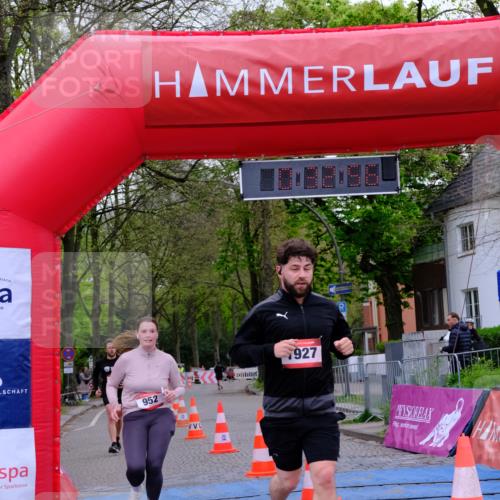 19.04.2026 - Hammer Lauf Tim E. http://msf.ph/oto/9539198 19.04.2026 11:33:04 Ziel 920, 952, 1927 meine-sportfotos.de