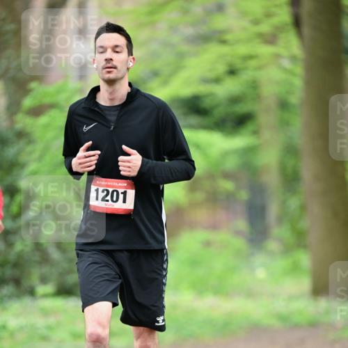 19.04.2026 - Hammer Lauf Dr. Thomas Lammeyer http://msf.ph/oto/9539488 19.04.2026 10:40:17 Laufen 1201 meine-sportfotos.de