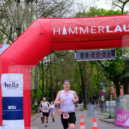 19.04.2026 - Hammer Lauf Tim E. http://msf.ph/oto/9539585 19.04.2026 11:36:16 Ziel 549, 987, 990, 1096 meine-sportfotos.de