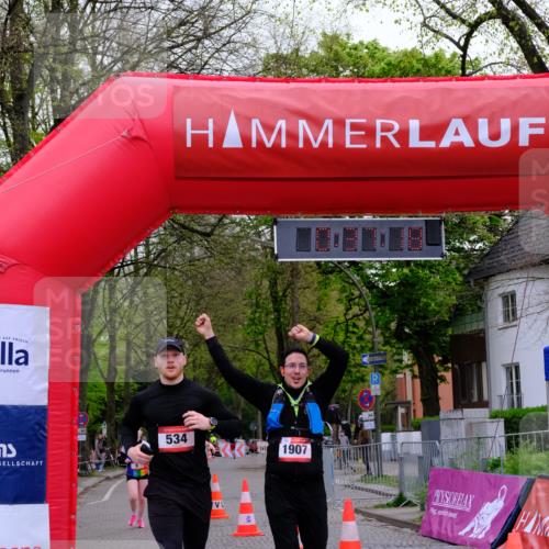 19.04.2026 - Hammer Lauf Tim E. http://msf.ph/oto/9539766 19.04.2026 11:37:26 Ziel 9, 10, 534, 1907 meine-sportfotos.de