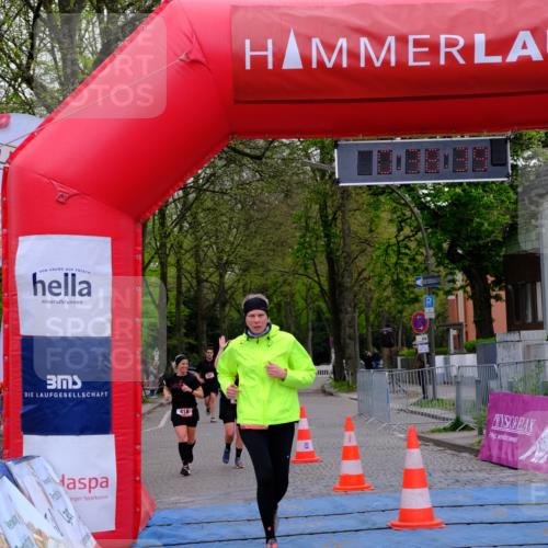 19.04.2026 - Hammer Lauf Tim E. http://msf.ph/oto/9539948 19.04.2026 11:38:47 Ziel 19, 414, 416, 418 meine-sportfotos.de
