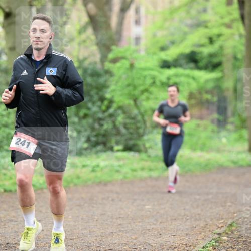 19.04.2026 - Hammer Lauf Dr. Thomas Lammeyer http://msf.ph/oto/9540111 19.04.2026 10:41:52 Laufen 241 meine-sportfotos.de