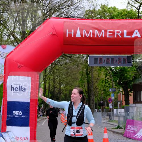 19.04.2026 - Hammer Lauf Tim E. http://msf.ph/oto/9540124 19.04.2026 11:41:35 Ziel 398, 1208 meine-sportfotos.de