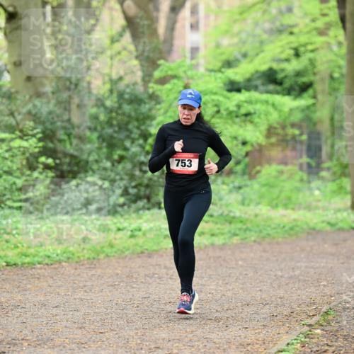 19.04.2026 - Hammer Lauf Dr. Thomas Lammeyer http://msf.ph/oto/9540250 19.04.2026 10:42:32 Laufen 753 meine-sportfotos.de