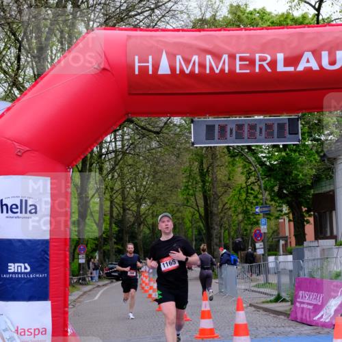 19.04.2026 - Hammer Lauf Tim E. http://msf.ph/oto/9540460 19.04.2026 11:46:30 Ziel 17, 269, 1165 meine-sportfotos.de