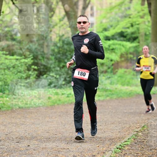 19.04.2026 - Hammer Lauf Dr. Thomas Lammeyer http://msf.ph/oto/9540702 19.04.2026 10:44:02 Laufen 180, 500 meine-sportfotos.de