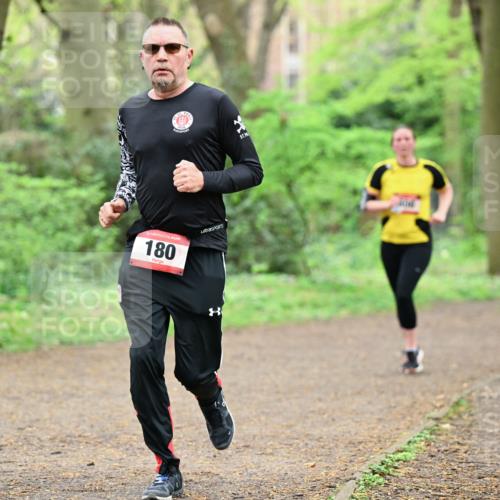 19.04.2026 - Hammer Lauf Dr. Thomas Lammeyer http://msf.ph/oto/9540713 19.04.2026 10:44:03 Laufen 180 meine-sportfotos.de