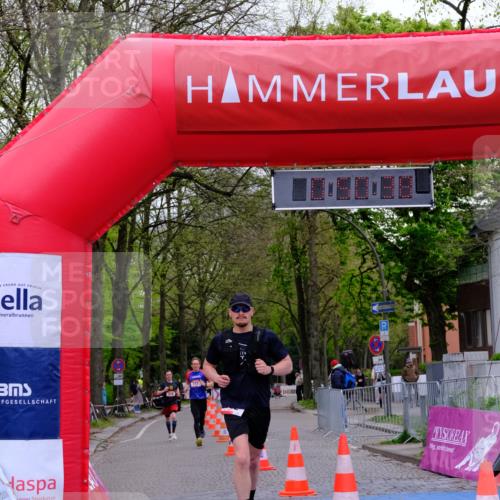 19.04.2026 - Hammer Lauf Tim E. http://msf.ph/oto/9540720 19.04.2026 11:50:46 Ziel 218, 562, 772, 1292 meine-sportfotos.de