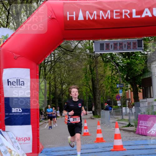 19.04.2026 - Hammer Lauf Tim E. http://msf.ph/oto/9540887 19.04.2026 11:53:06 Ziel 8, 20, 21, 1027, 1858 meine-sportfotos.de