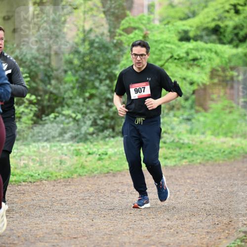 19.04.2026 - Hammer Lauf Dr. Thomas Lammeyer http://msf.ph/oto/9541016 19.04.2026 10:45:04 Laufen 1304, 142, 907, 660 meine-sportfotos.de