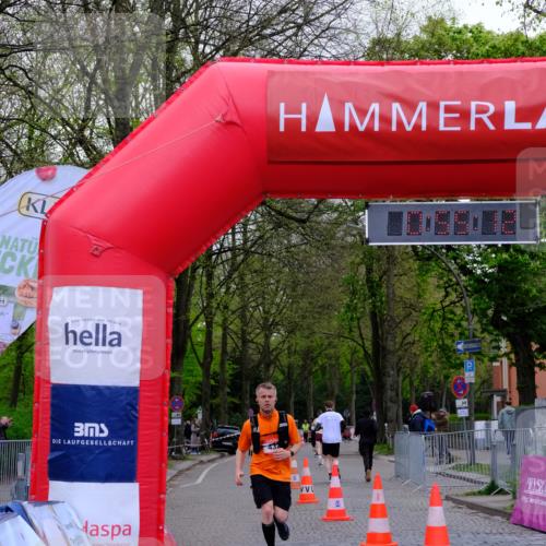 19.04.2026 - Hammer Lauf Tim E. http://msf.ph/oto/9541106 19.04.2026 11:55:20 Ziel 9, 10, 432 meine-sportfotos.de