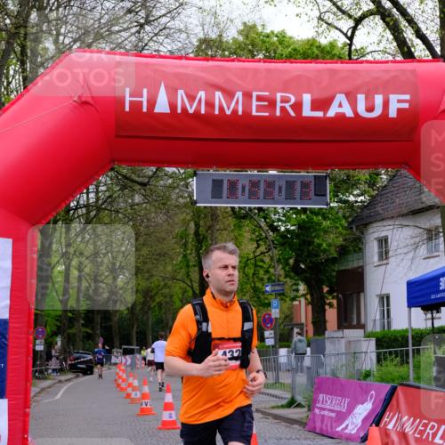 19.04.2026 - Hammer Lauf Tim E. http://msf.ph/oto/9541118 19.04.2026 11:55:21 Ziel 432 meine-sportfotos.de