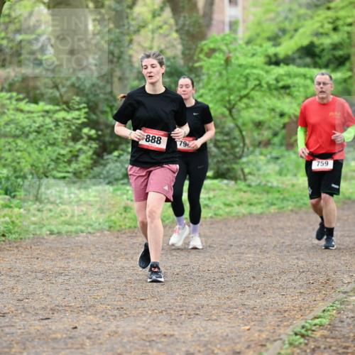 19.04.2026 - Hammer Lauf Dr. Thomas Lammeyer http://msf.ph/oto/9541241 19.04.2026 10:45:52 Laufen 888, 759, 564 meine-sportfotos.de