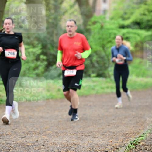 19.04.2026 - Hammer Lauf Dr. Thomas Lammeyer http://msf.ph/oto/9541260 19.04.2026 10:45:54 Laufen 798 meine-sportfotos.de
