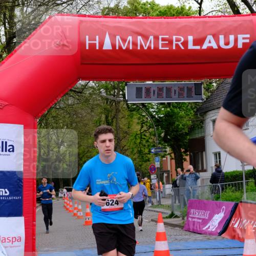 19.04.2026 - Hammer Lauf Tim E. http://msf.ph/oto/9541293 19.04.2026 11:58:05 Ziel 117, 193, 624, 637 meine-sportfotos.de
